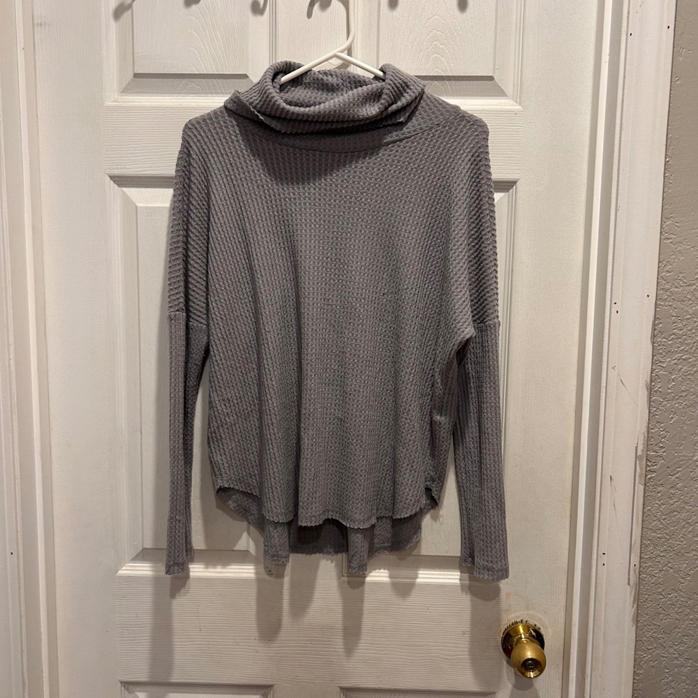Everly Gray Waffle Thermal Knit Cowl Neck Long Sleeve Top Large Boho Made in USA